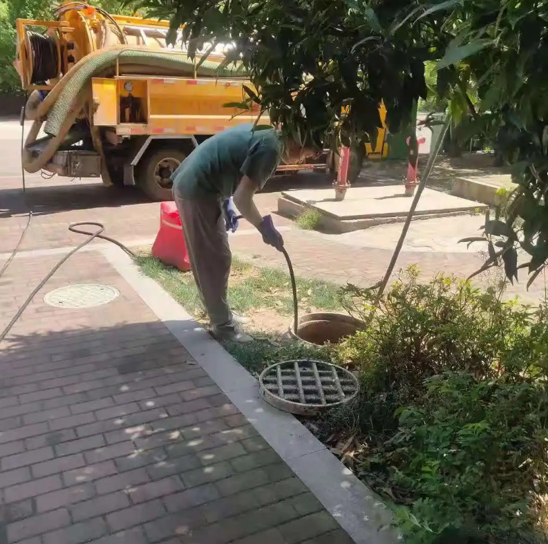 九龙坡市政排污管道清淤疏通——专业团队，让您全程省心！